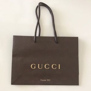Gucci gift bag / paper bag